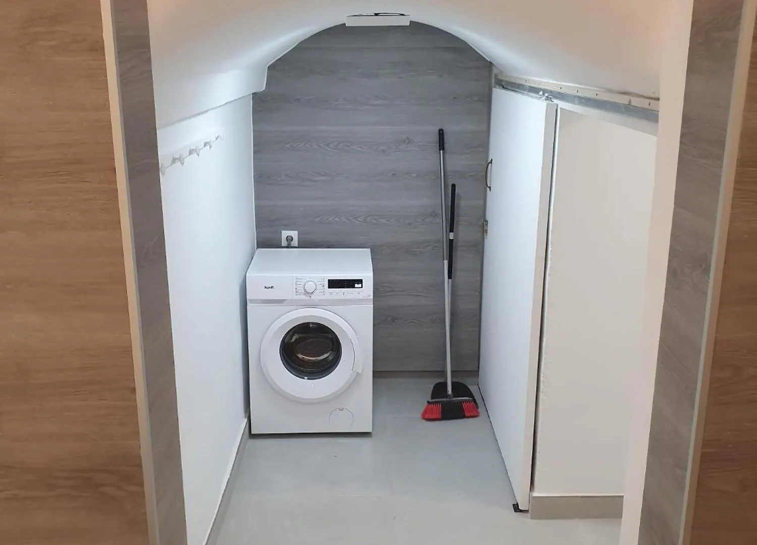 Urbanizacion La Roca, Estudio Torremolinos 0*,