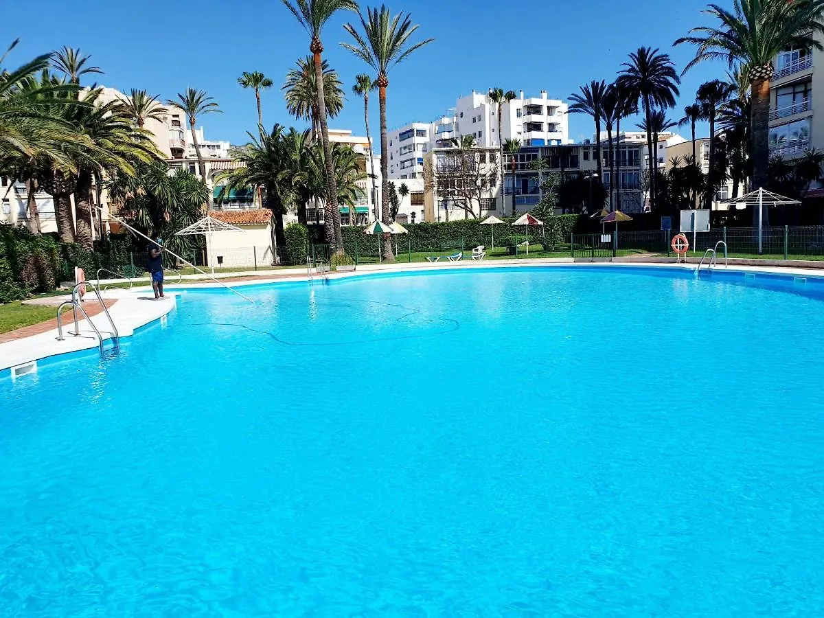 Urbanizacion La Roca, Estudio Torremolinos