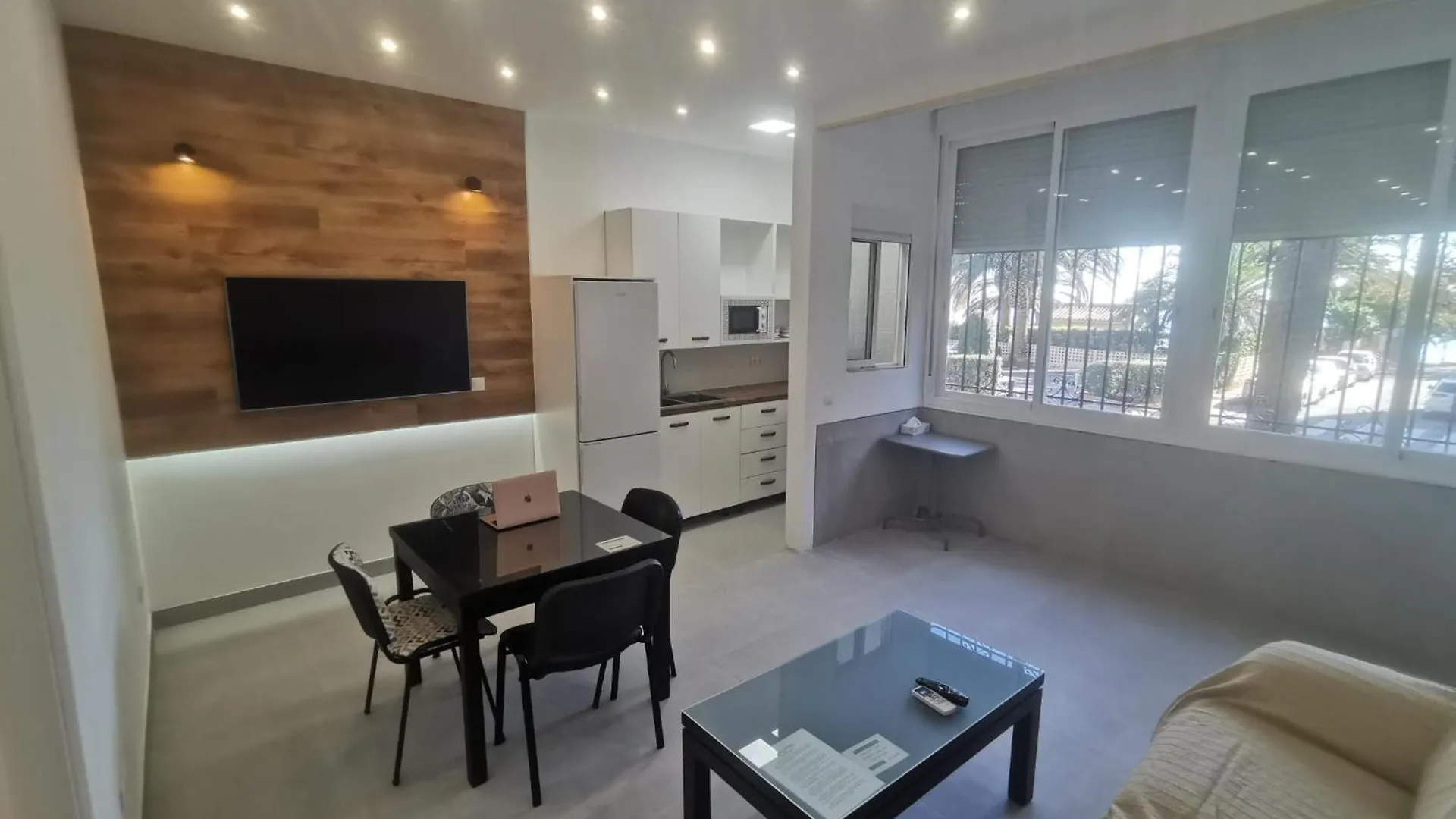 Apartment Urbanizacion La Roca, Estudio Torremolinos